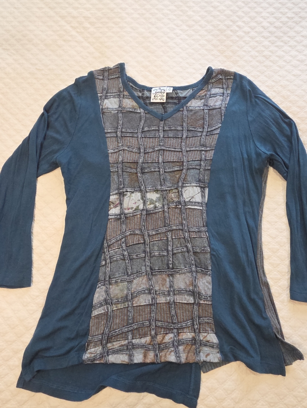 Parsley & Sage Top Size Small Colorblock Waffle Textured Slit Peekaboo Back